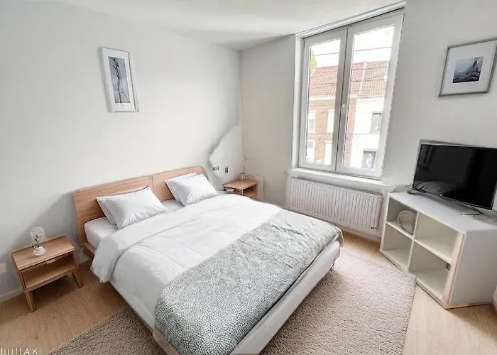 Gare 173d Bruxelles-charleroi-airport Апартаменты Шарлеруа